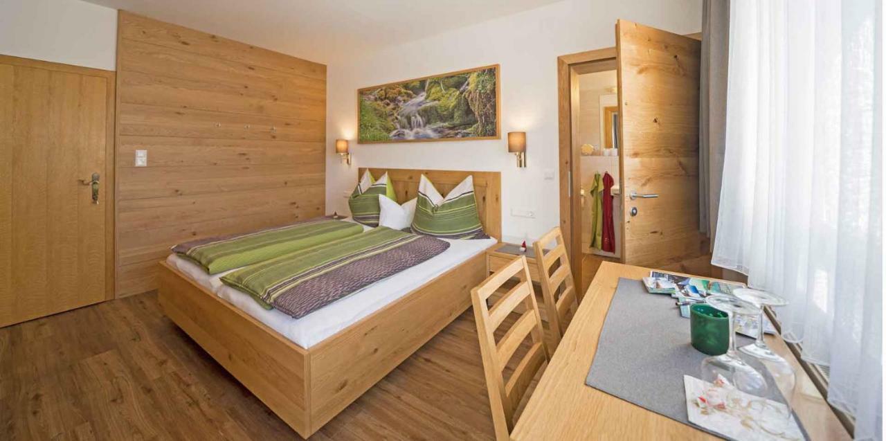 Haus Lackner Am Weissensee In Kaernten エクステリア 写真