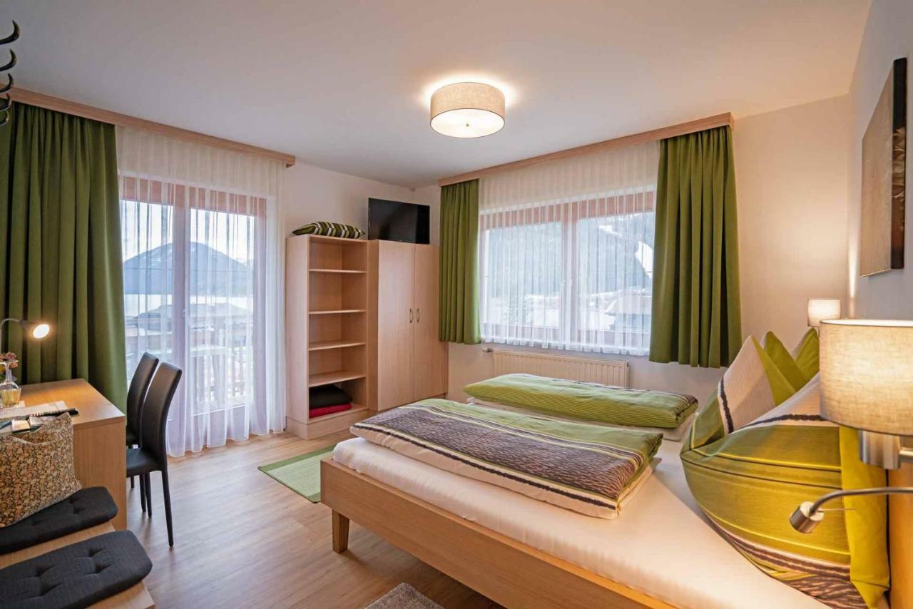 Haus Lackner Am Weissensee In Kaernten エクステリア 写真